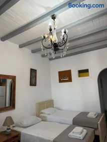 Harry’s studio - Image 4