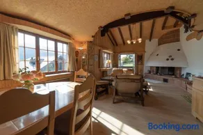 Ferienhaus mit Garten, Terrasse und Sauna | Bergblick | Ideal für Homeoffice - Image 2