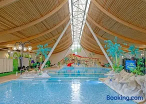 Vauxhall Holiday Park - Image 2