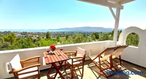 Aspra Chomata Villas - Image 3