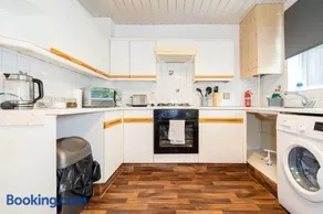 The Perfect house for Families & contractors- near Digbeth - Image 5