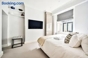 New chic and luxury apartment - Image 2