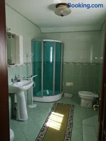 Casa Gotika - Image 2