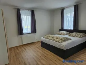 Travel & Bike Apartments an der Donau - mit WLAN & Bike Garage - Image 4