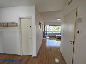 Nice and cloce to the airport 75m2 app - Image 3