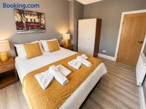 2 Bed House, Sleeps 5, Ideal for Contractors, St Helens, Long Term Stays Weekly & Monthly Offers - Image 5