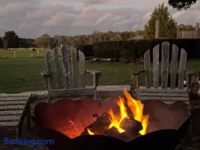 Riverglen Country Escape, Pool & River views - Image 2