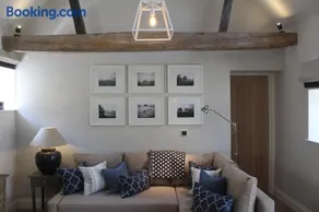 The Cottage at The Dene - Image 1