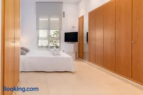 luxury sea view apartment with 2 rooms - Image 3
