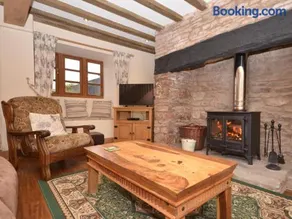 1 Bed in Lydney oc-37217 - Image 3