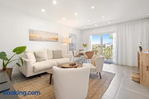 PH with Rooftop Terrace views Aloha Golf RDR489 - Image 3