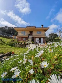 Apartamento con jardín - Image 1