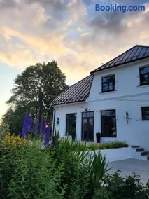 Boutique hotel MEŅĢELES PIENOTAVA - Image 1