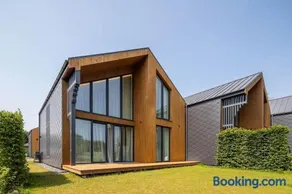 Cozy 3BR Palanga Retreat - Image 1