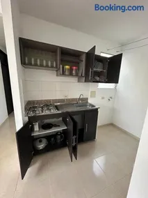 Apartamento Entresierras 3 hab con AC -un hogar lejos de casa - Image 4