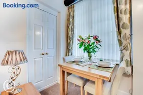 Watersedge Sandsend - Image 3