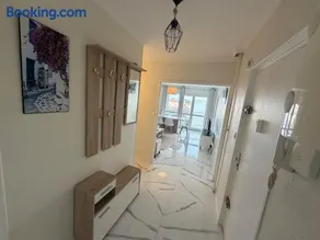 Bel Appartement spacieux T4 avec 2 Parkings privée Gratuit - Image 3