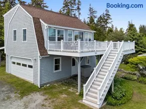 Little White Caps, quaint Maine cottage - Image 2