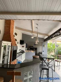 Casa dos fundos em condomínio - Image 5