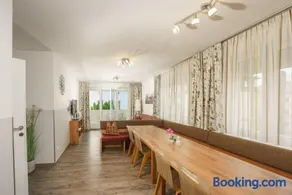Easyapartments Riverside - Image 2