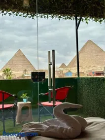Master kings of the pyramids and Sphinx - Image 2