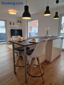 Stadt & See - neuwertige Ferienwohnung - Image 2