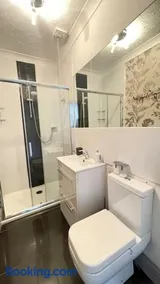 Gatelodge - Charming 2-Bed Cottage, Exmouth - Sleeps 3 - Image 5