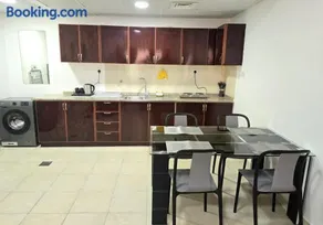 Luxury 1-Bedroom Suite Near All Amenities - Image 5