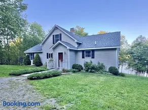 Riverfront home w/ deck, amazing views & firepit - near the best of Maine - Image 1