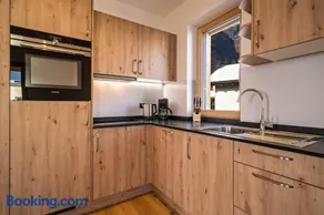 Magnífico apartamento vacacional totalmente equipado con terraza y jardín | Vistas a la montaña | Adaptado para el teletrabajo - Image 3