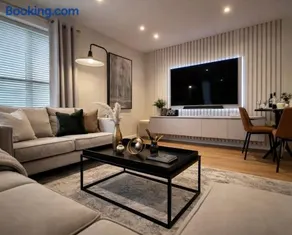 Vikings Apartment City Centre Exclusive Offers With Private Parking & Terrace - Image 2
