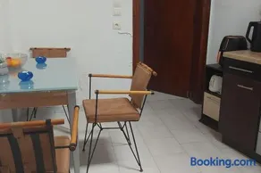 Charming Beachfront 2-bedroom house with AC - Image 2