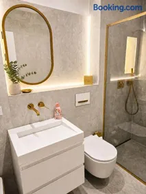 Lovely central apartment - Pool Gym Sauna extra buchbar - Image 3