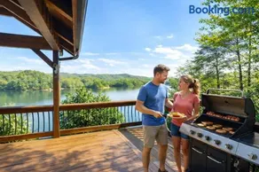 Ultimate Lake Norris Getaway with Private Dock - Image 1