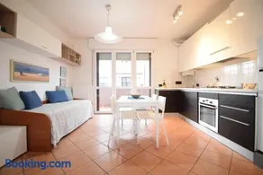 .La Casa Gandolfi. . - Image 1