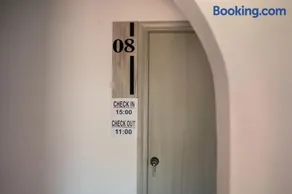 Giannis Rooms - Image 3