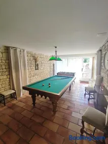 Gîte des Trois Coeurs, 4-8pers, charme ancien et salle de jeux - Image 1