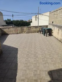 Ta' Karkar Villa Bed and Breakfast - Image 5
