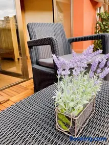 Apartament dúplex amb vistes al Pirineu català - Image 5