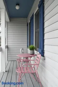 Great Location! Colleges! Hiking! Ithaca Commons! - Image 3