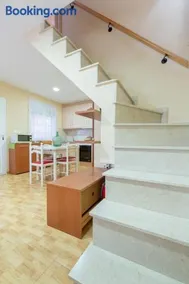 Casita entre naranjas - Image 3