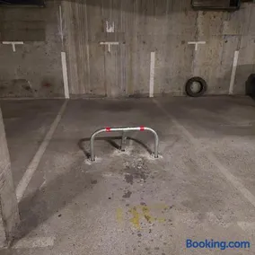 2 LYS Orleans Downtown, free secure parking - Image 2