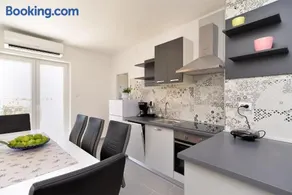 Holiday home Valter 2136 - Image 2
