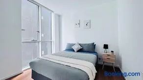 Melbourne CBD Central large 3BR2BTH with Gym Pool Heater - Image 3