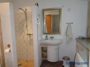 Dejligt lille byhus - Image 3