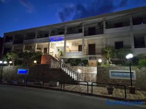 Oceania Hotel - Image 4