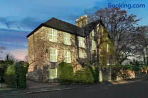 Pages Hotel and Guesthouse - Image 2