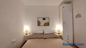 Assi Room - Image 1