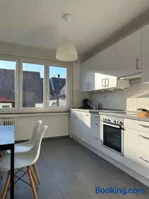 Zentrale 3 Zimmer Wohnung Innenstadt - Image 2