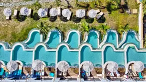 Alia Beachfront Suites and Spa - Image 2